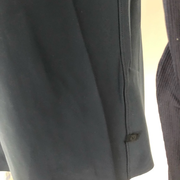 Lululemon top - Picture 3 of 7